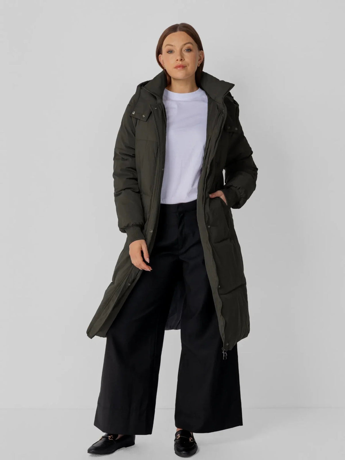 A08-26-Charcoal-XS