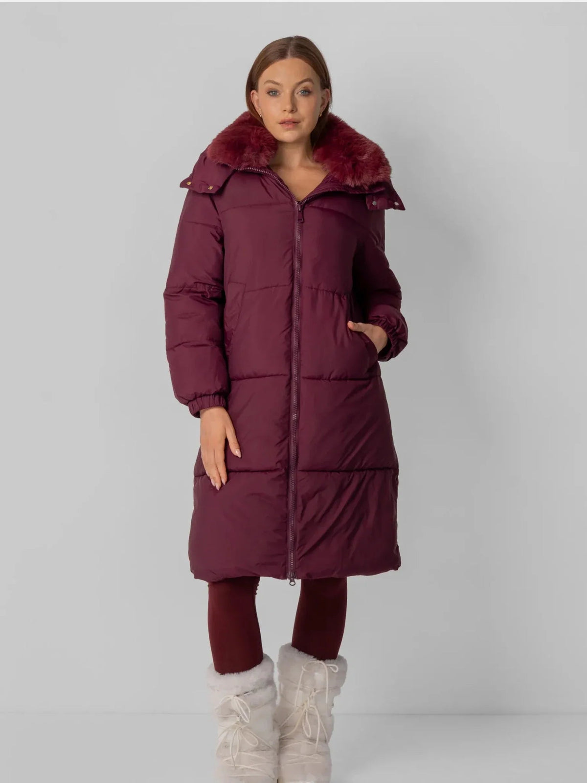 C26-2025-Burgundy-XS