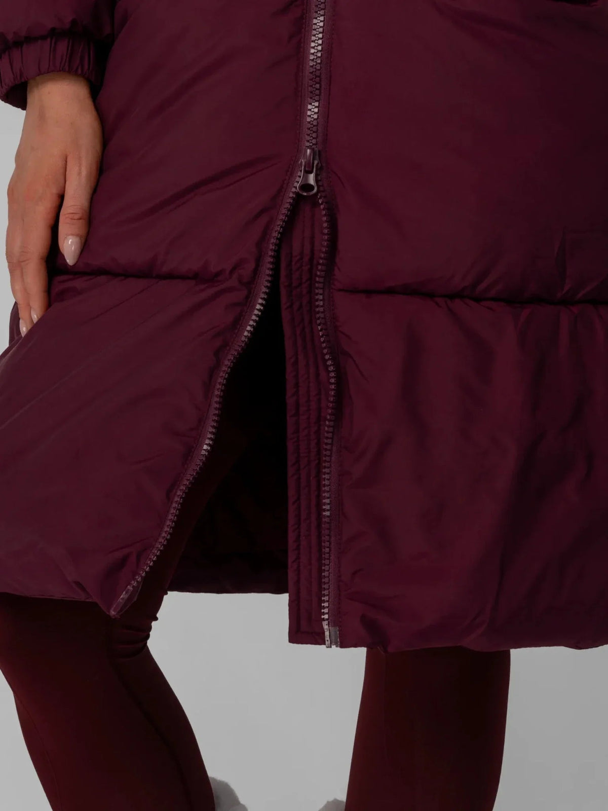 C26-2025-Burgundy-XS