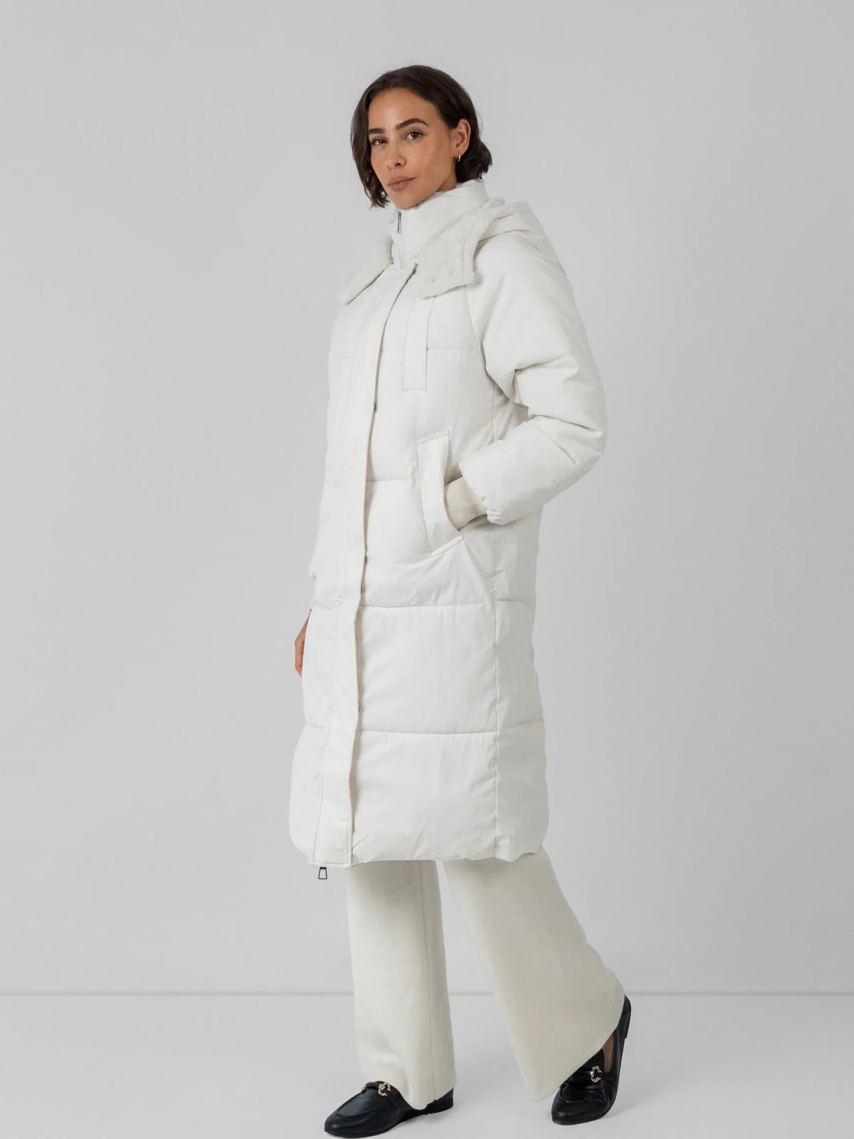 A08-F-2025-Arctic White-S
