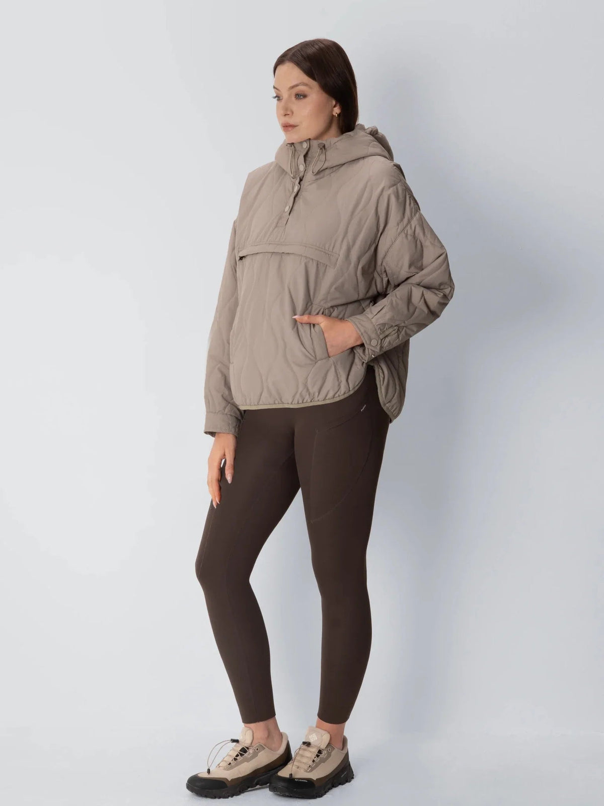 Q01-Dark taupe-S