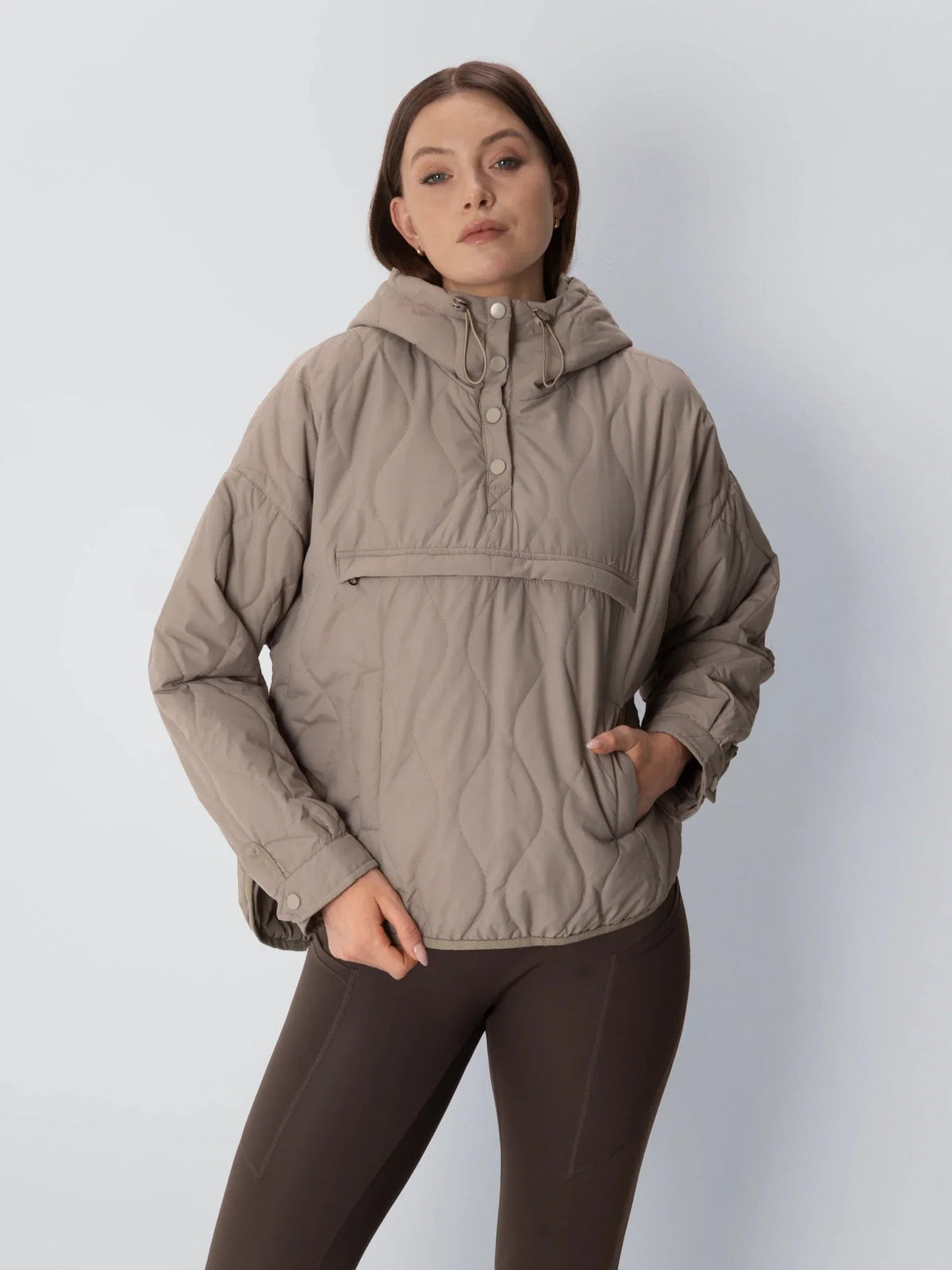 Q01-Dark taupe-S