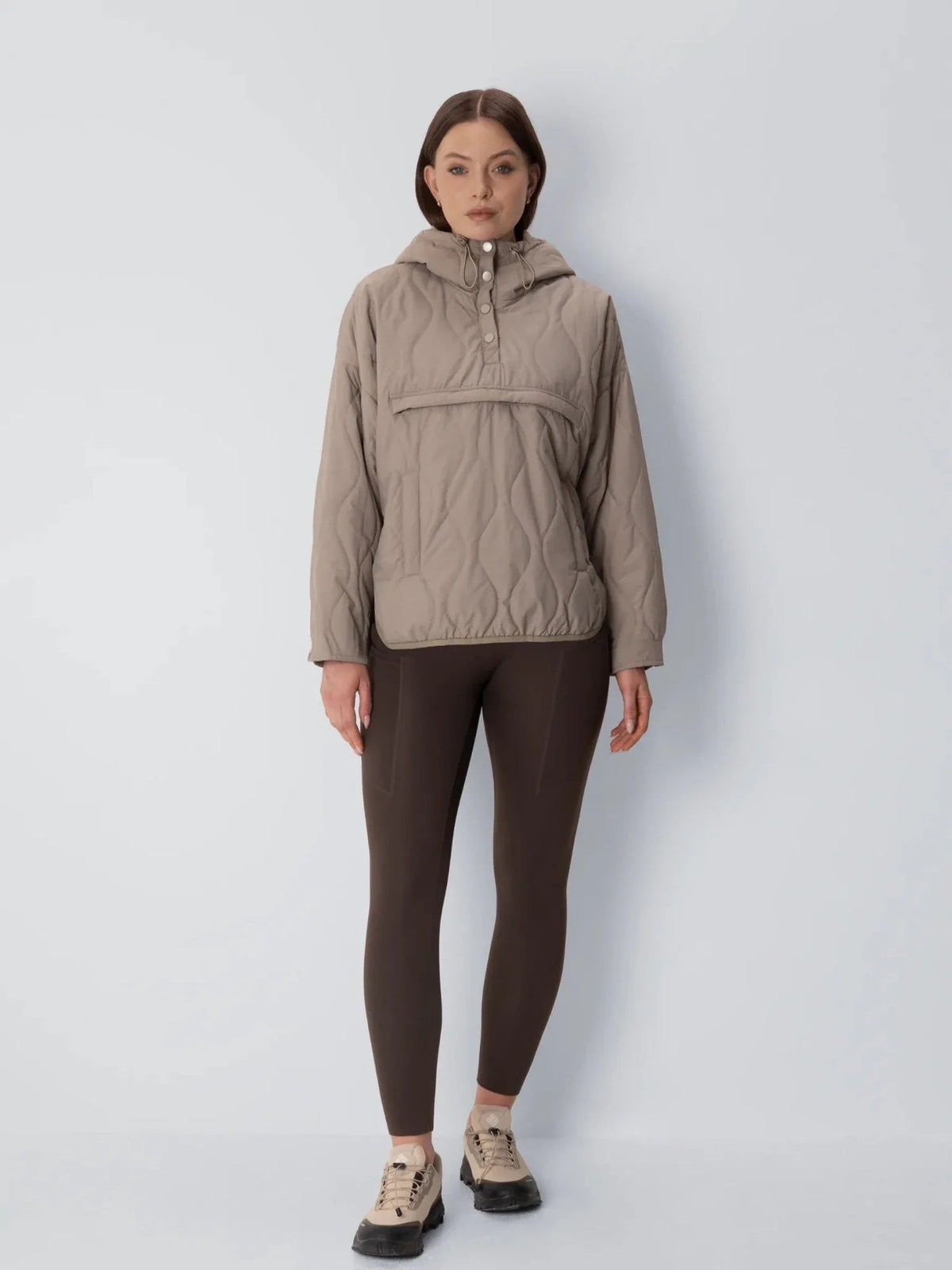 Q01-Dark taupe-S