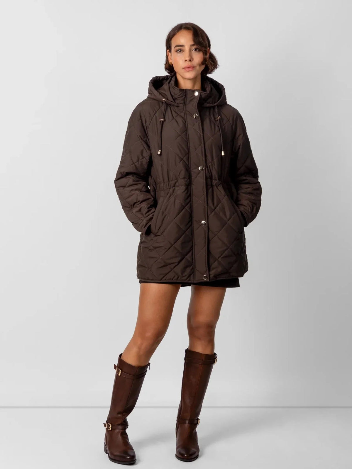 Q15-2025-Mocha Brown-S