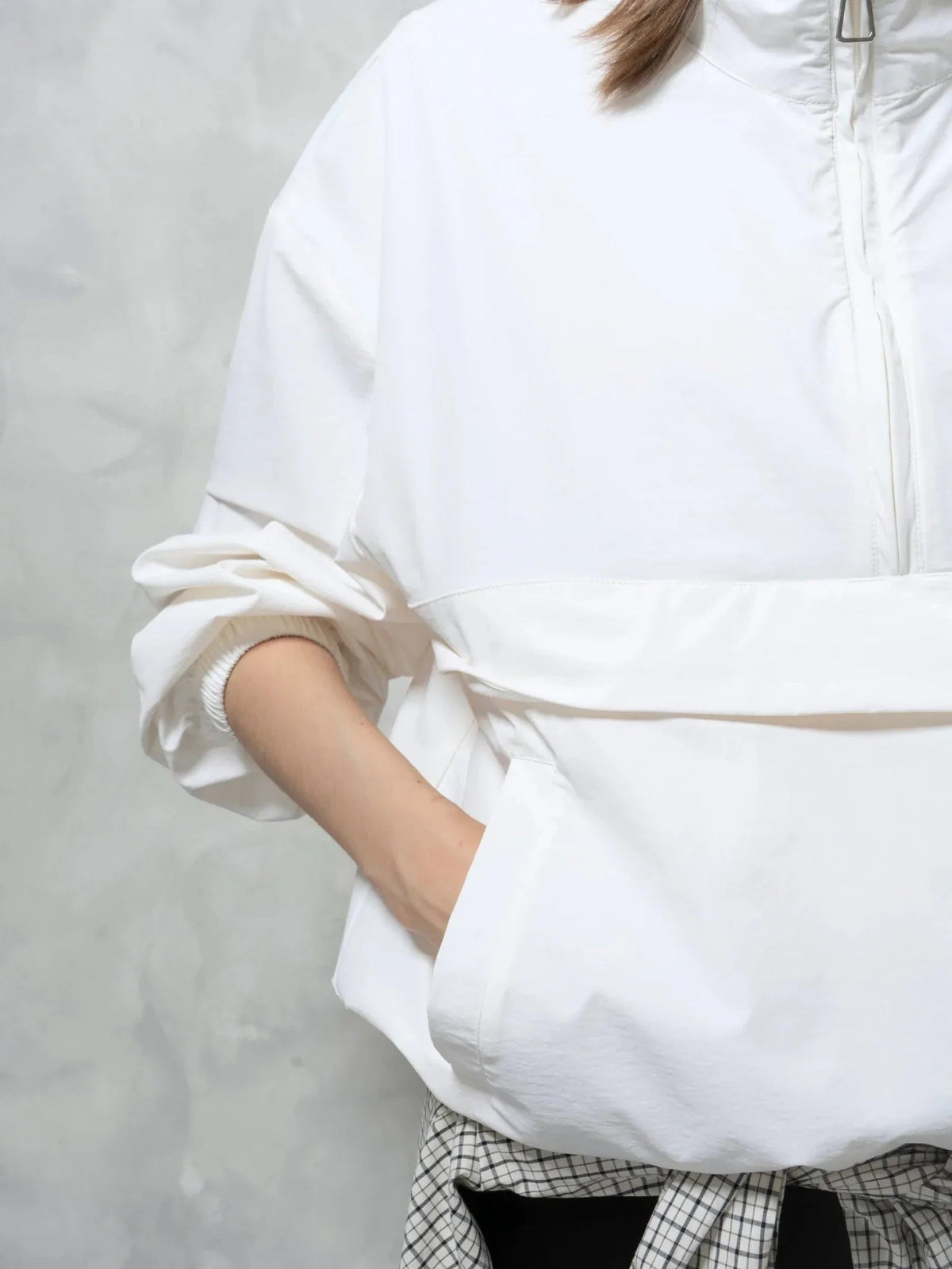 LP09-2026-Bright White-S