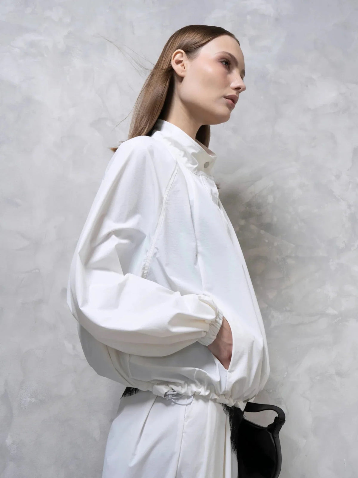 LP06-2026-Bright White-M