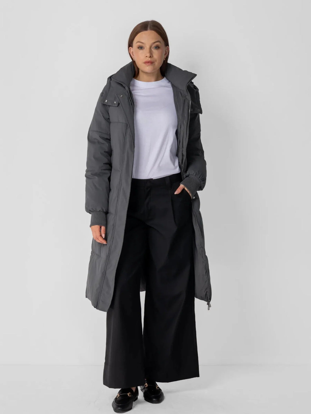 A08-2025-Elegant charcoal-XS