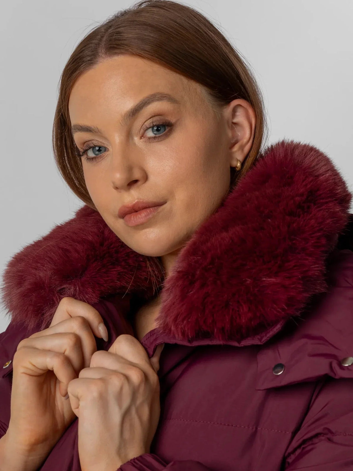 C26-2025-Burgundy-XS