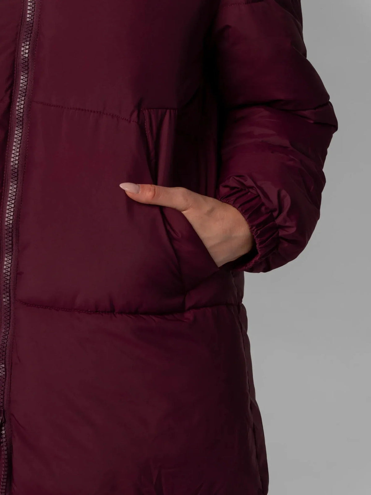 C26-2025-Burgundy-XS