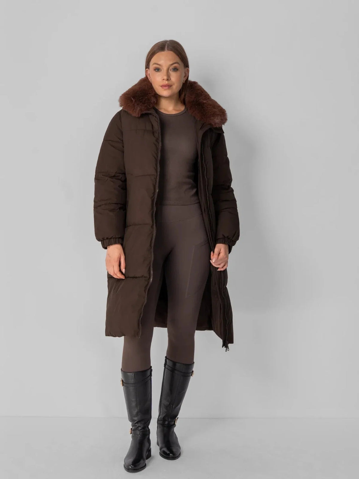 C26-2025-Burgundy-XS