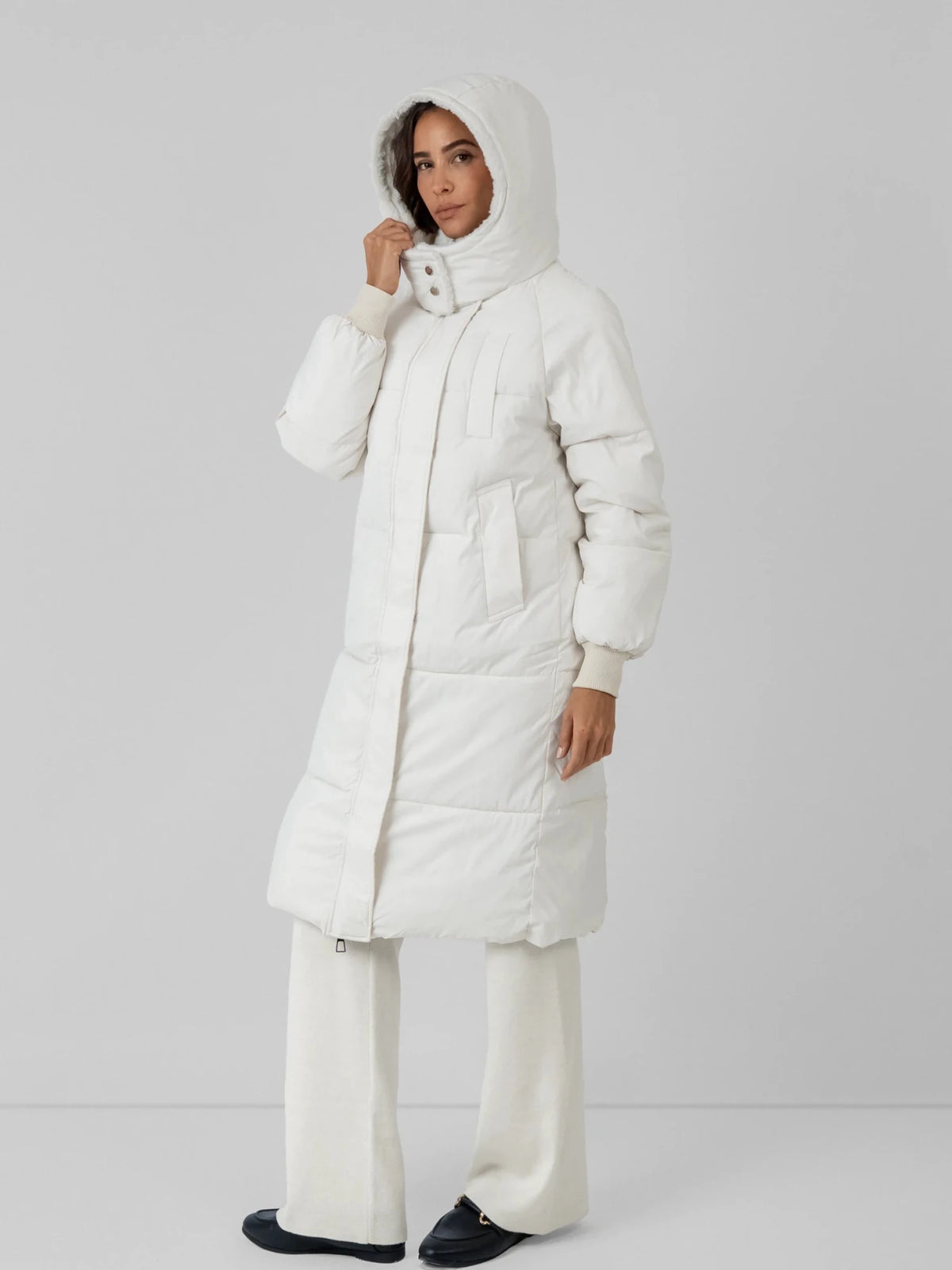 A08-F-2025-Arctic White-S